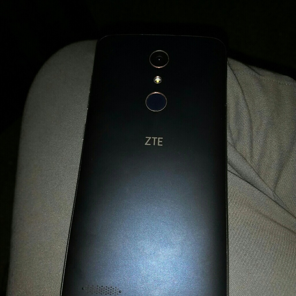 Zte Zmax pro - Picture 5 of 5